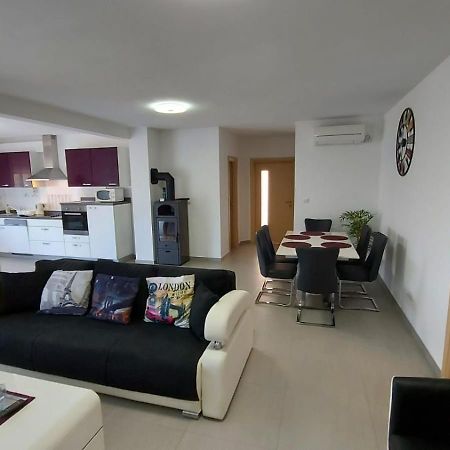 Apartments Bora Ližnjan Exterior foto