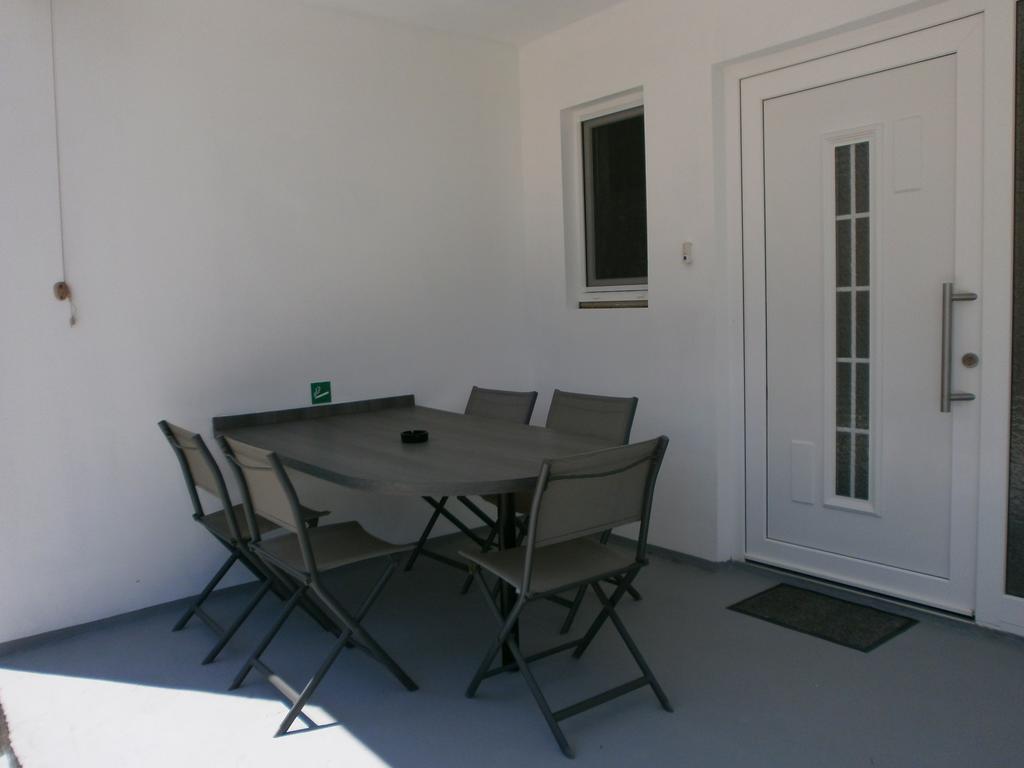 Apartments Bora Ližnjan Exterior foto